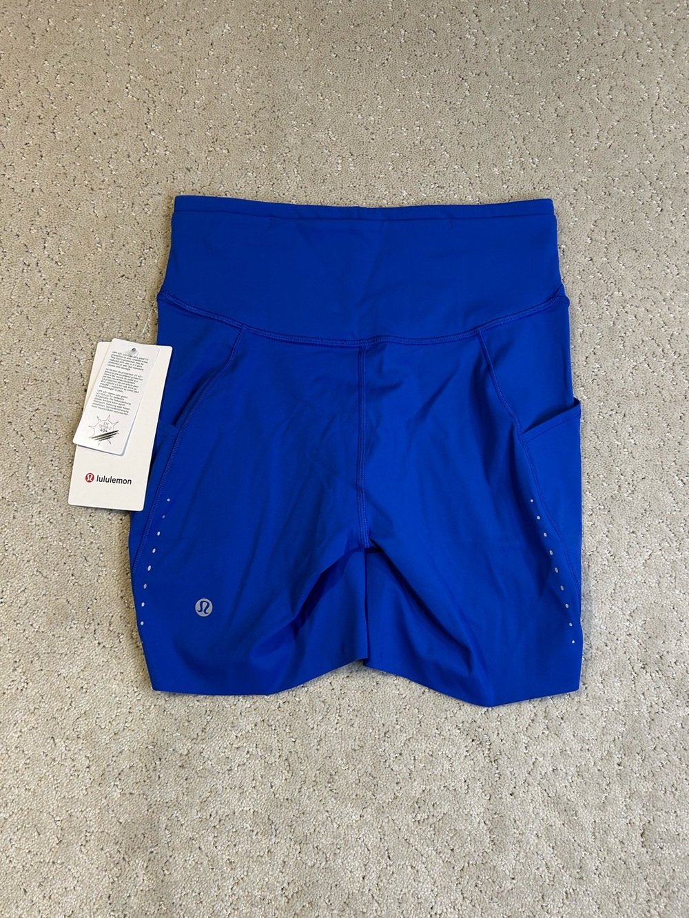 NWT Lululemon Fast and Free HR Short 6” *Pockets in Beach Ball Blue Size 6 - Picture 2 of 8